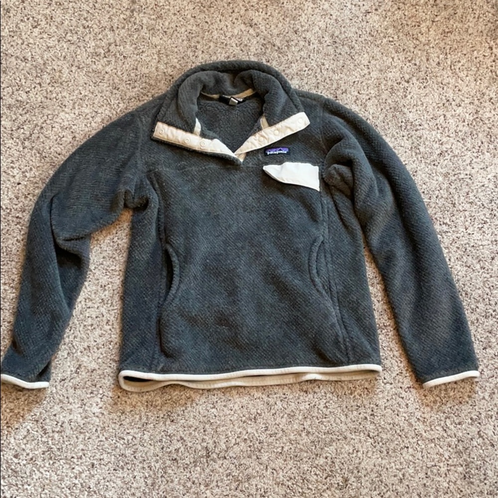 Patagonia fleece pullover